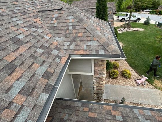 Close view of finished ARCC shingle and ridge detail